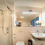 Ferienhaus-boje-by-seeblick-ferien-oro-direkte-wasserlage-sauna