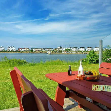 Ferienhaus-boje-by-seeblick-ferien-oro-direkte-wasserlage-sauna * Olpenitz