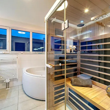 Casa de Férias Ferienhaus-boje-by-seeblick-ferien-oro-direkte-wasserlage-sauna Olpenitz