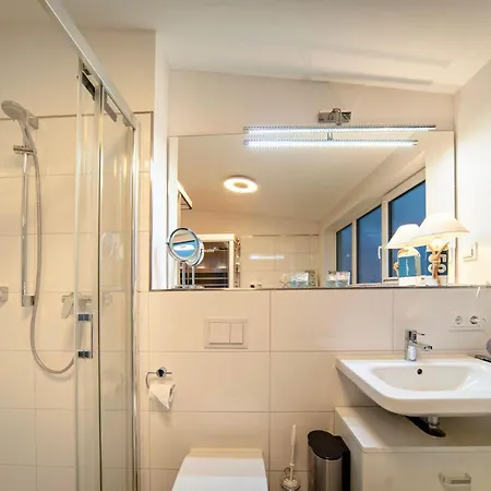 Ferienhaus-boje-by-seeblick-ferien-oro-direkte-wasserlage-sauna
